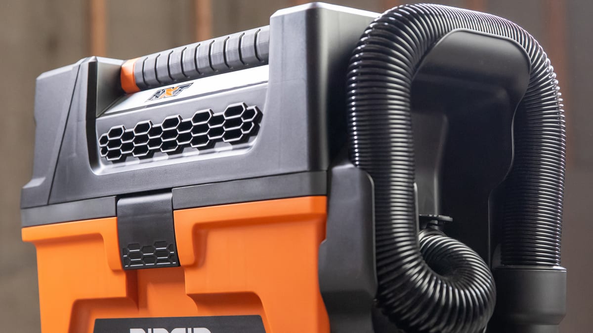 New toolbox-style wet/dry vacs from Ridgid - Woodshop News